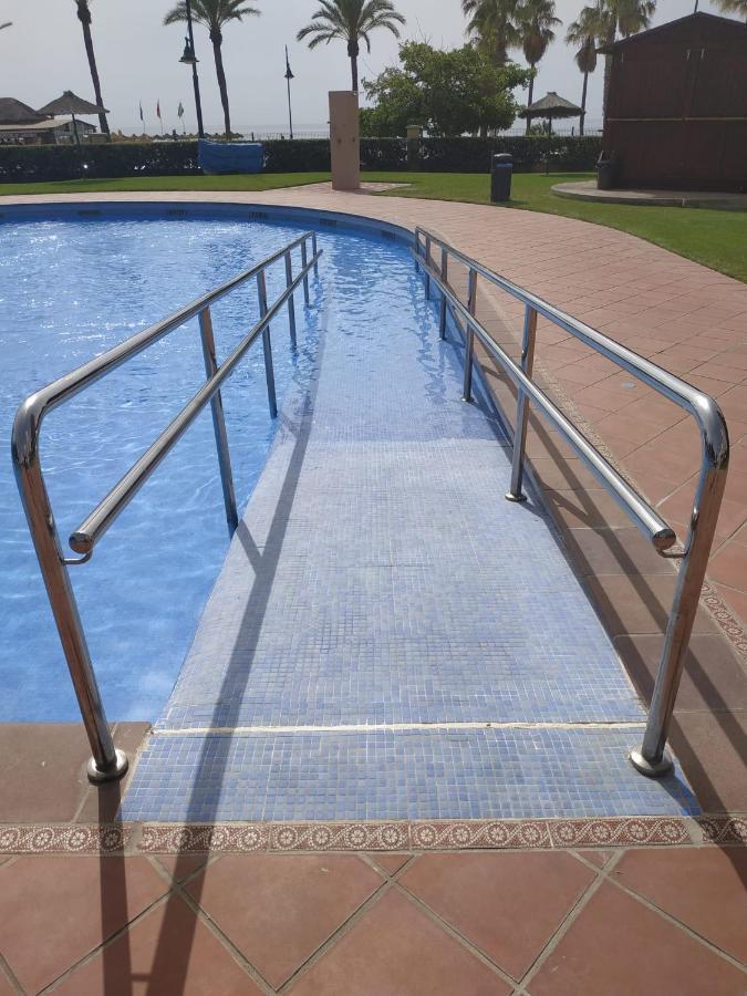 Luxury House 110 M2 On The Beach, Pool, Parking Torremolinos Exterior photo
